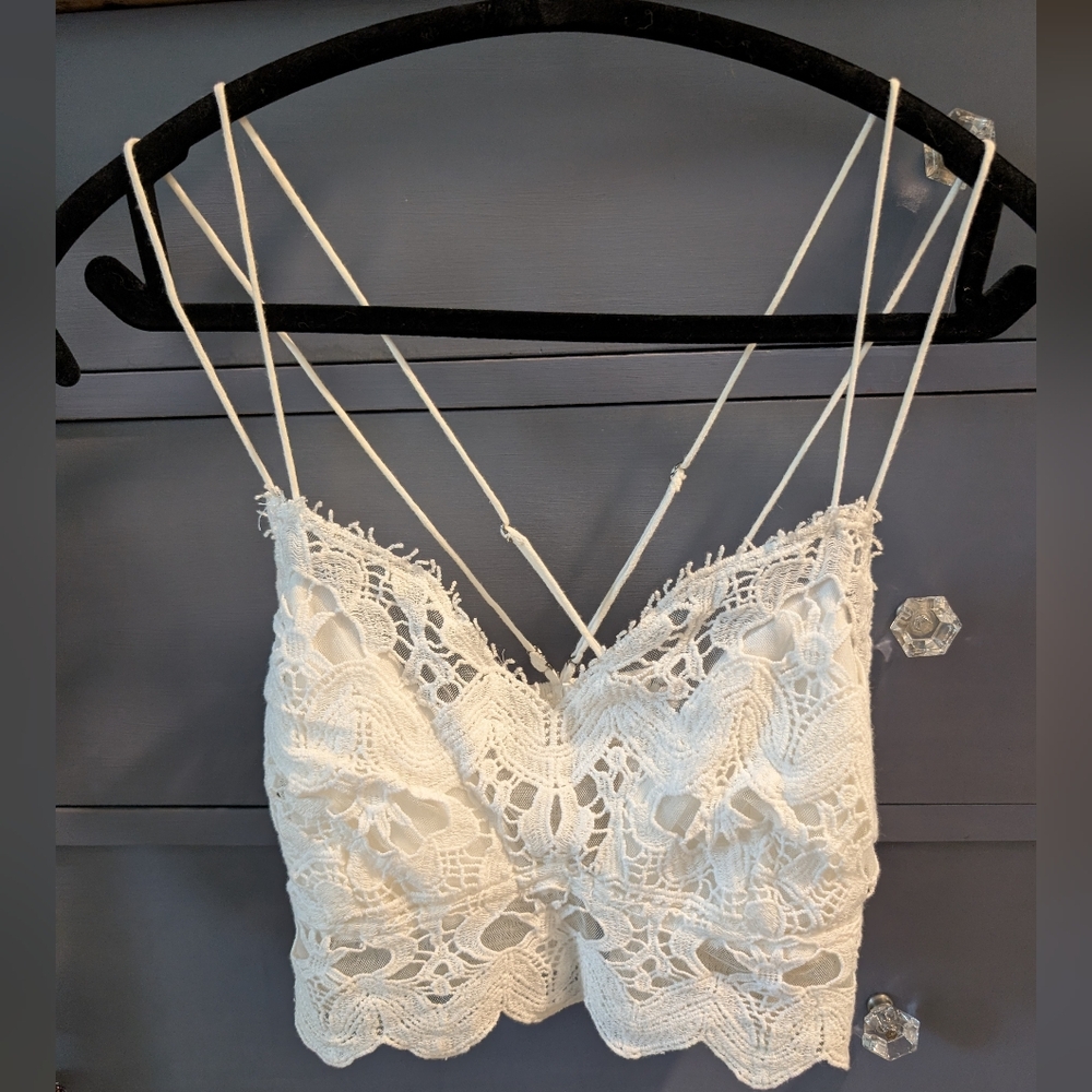 Free People White Lace Cropped Cami Top NWT